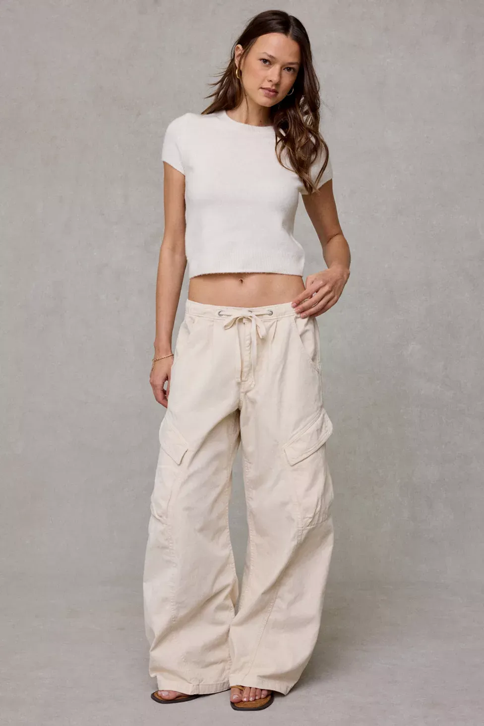 BDG Station Cocoon Baggy Barrel Leg Cargo Jeans - Cream