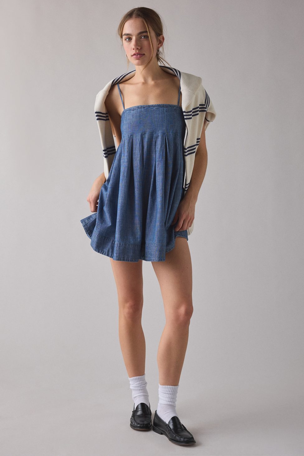 Kimchi Blue Smooth Sailing Pleated Flounce Babydoll Mini Dress - Chambray