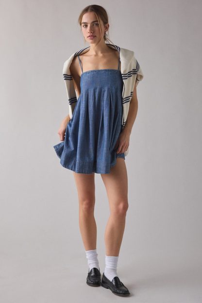 Kimchi Blue Smooth Sailing Pleated Flounce Babydoll Mini Dress - Chambray