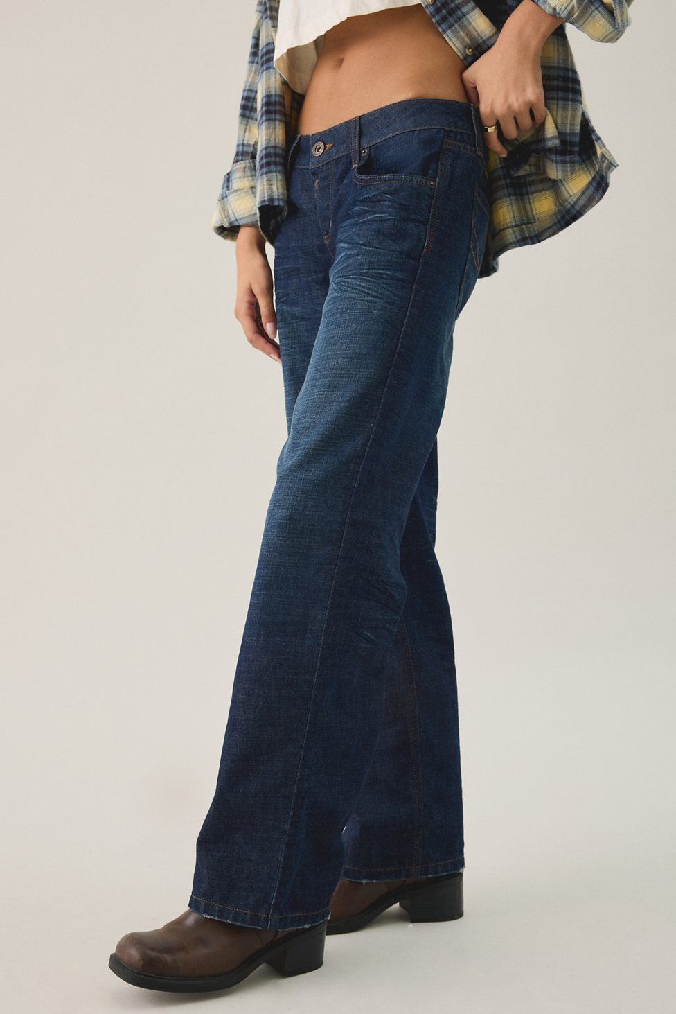 BDG Alto Ultimate Low-Rise Straight Jeans - Rinse
