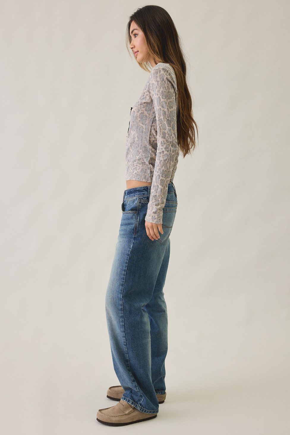 BDG Alto Ultimate Low-Rise Straight Jeans - Vintage Denim Dark