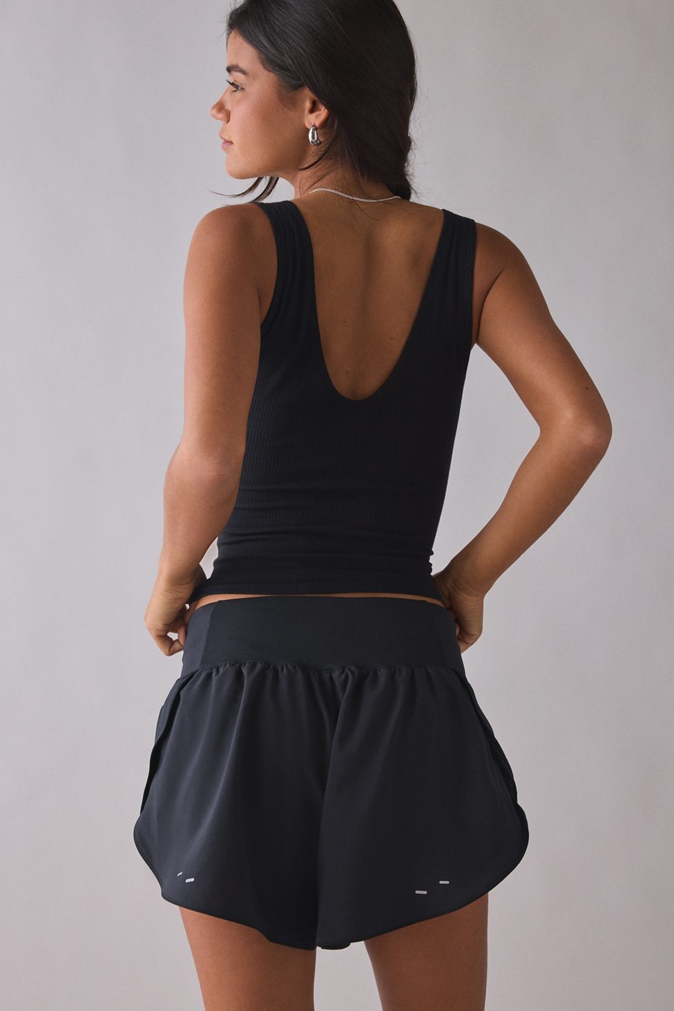 Nike Dri-FIT Tempo Flow Swoosh Mid-Rise Shorts - Black