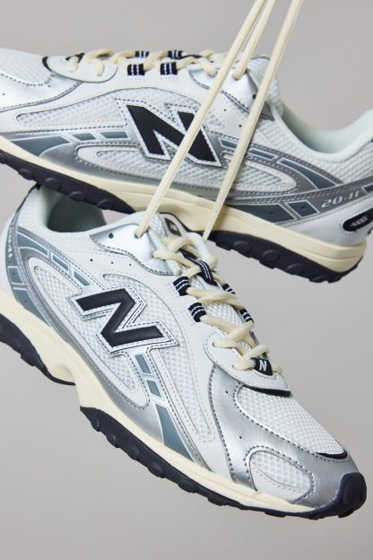 New Balance 204L Sneakers - Silver Metallic/Black