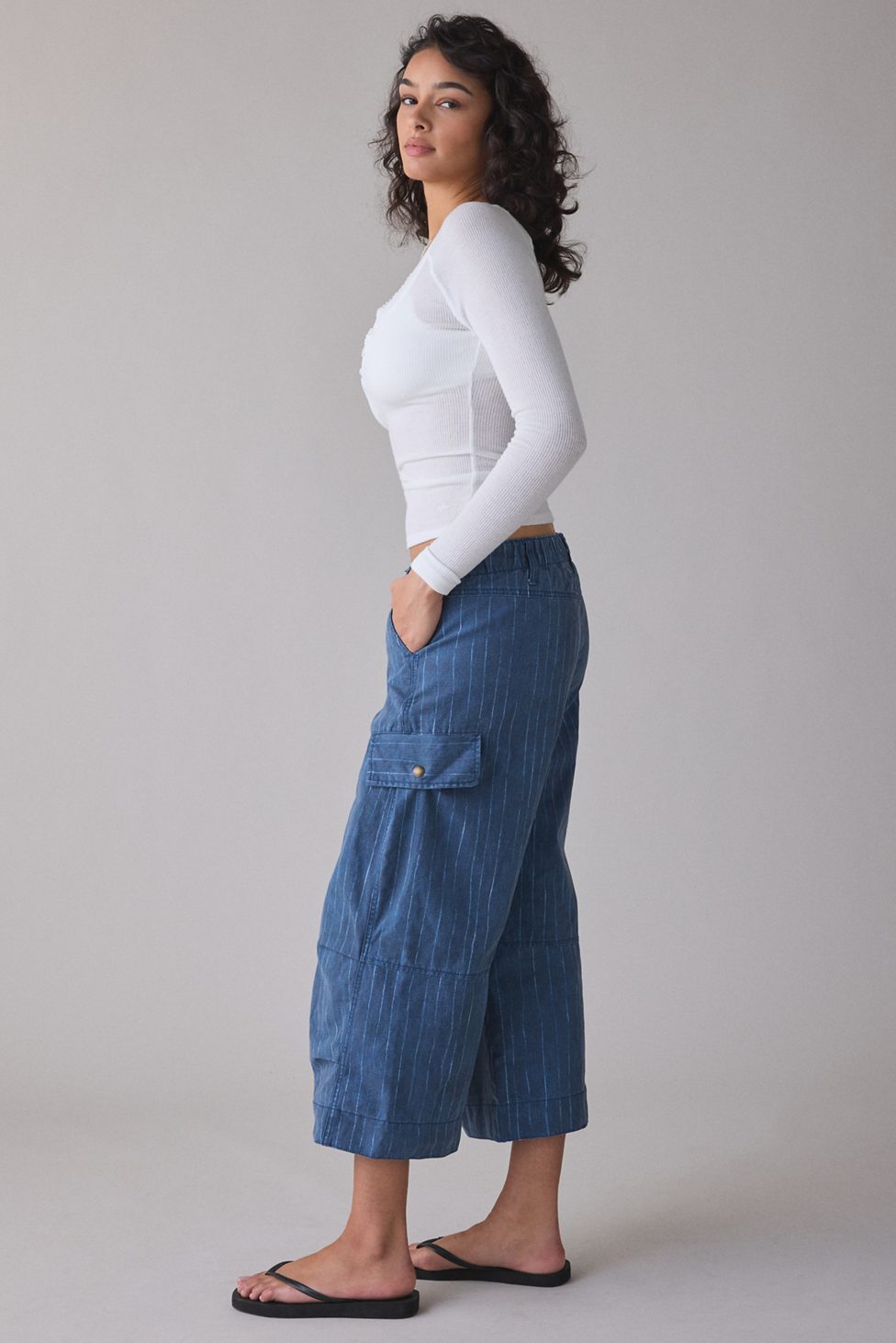 BDG A Cut Above Cropped Wide Leg Pants - Blue Stripe