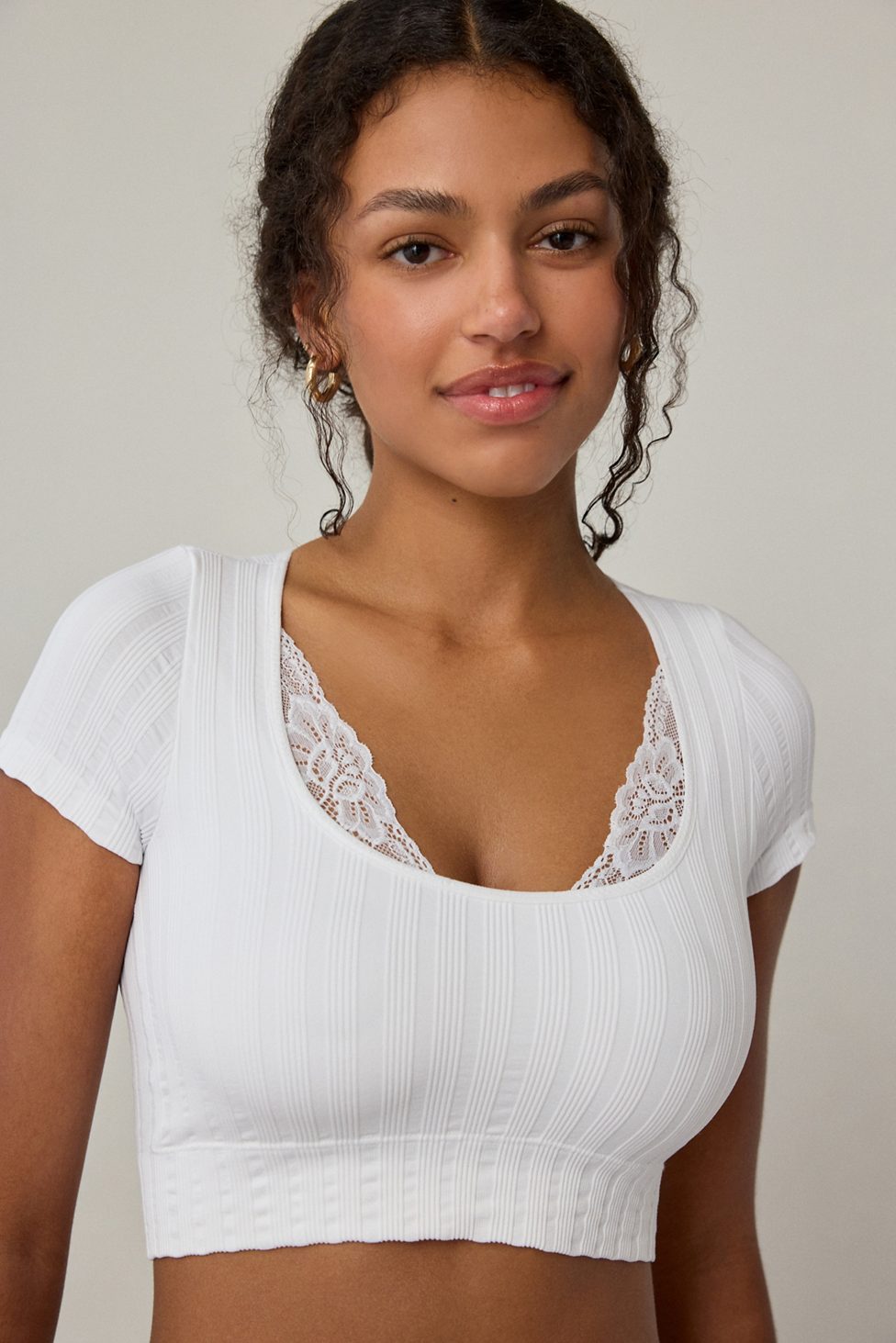 Out From Under Thalia Seamless Knit Lace Trim Crop Tee - White