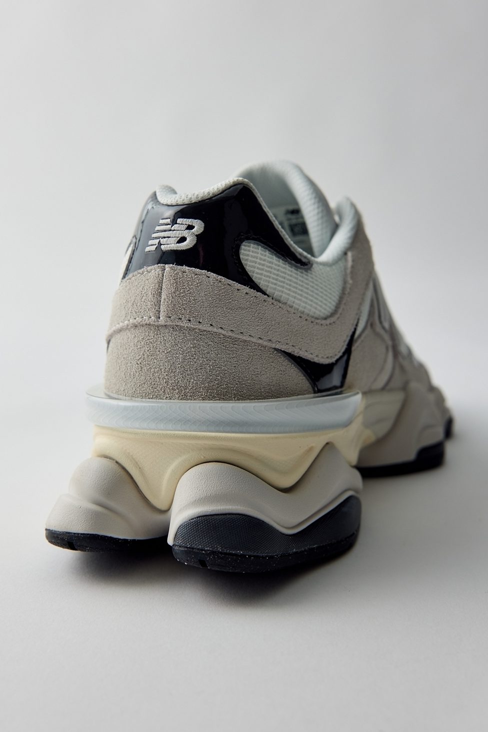 New Balance 9060 Sneakers - Reflection/Sea Salt