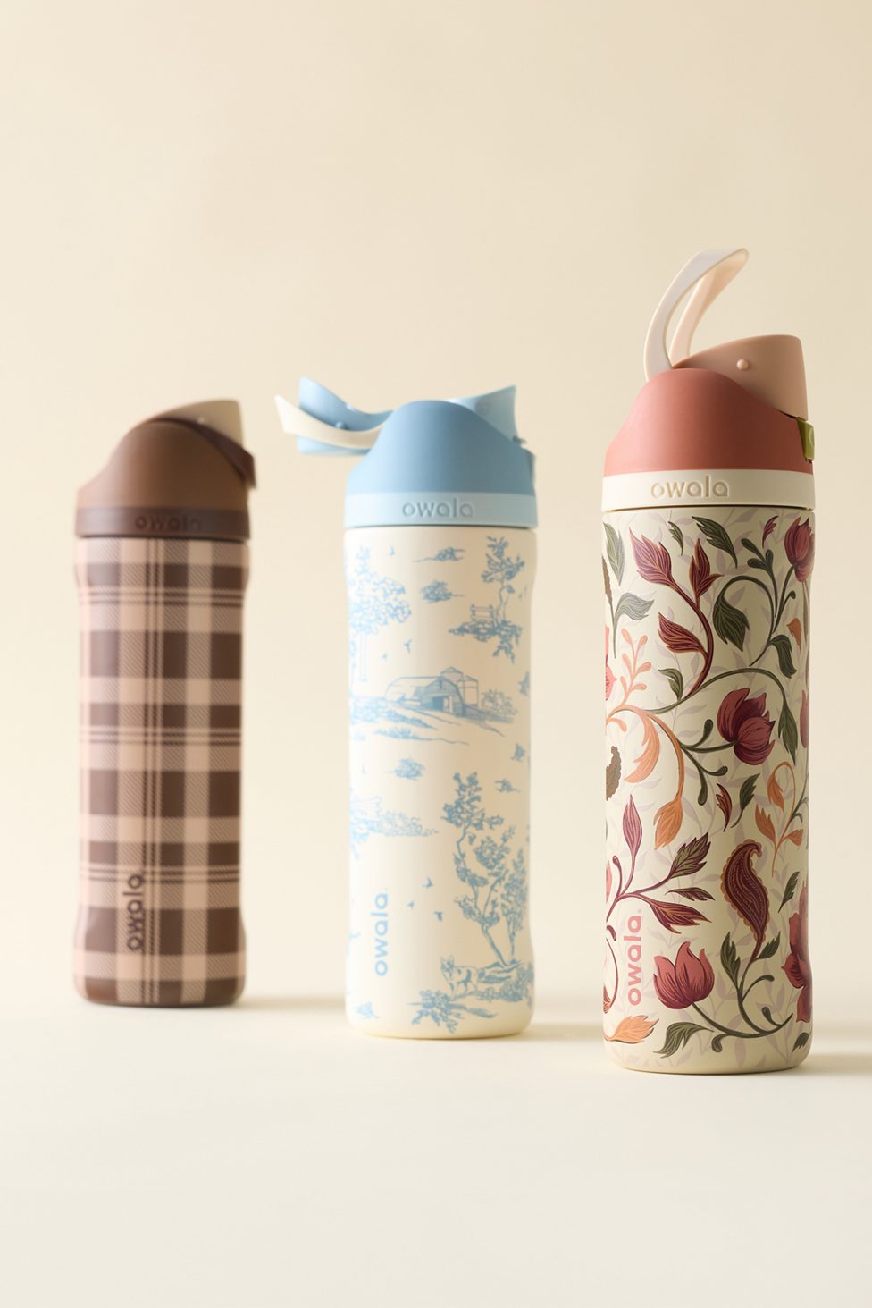 Owala FreeSip Patterned 24 oz Water Bottle - Toile To Be Home