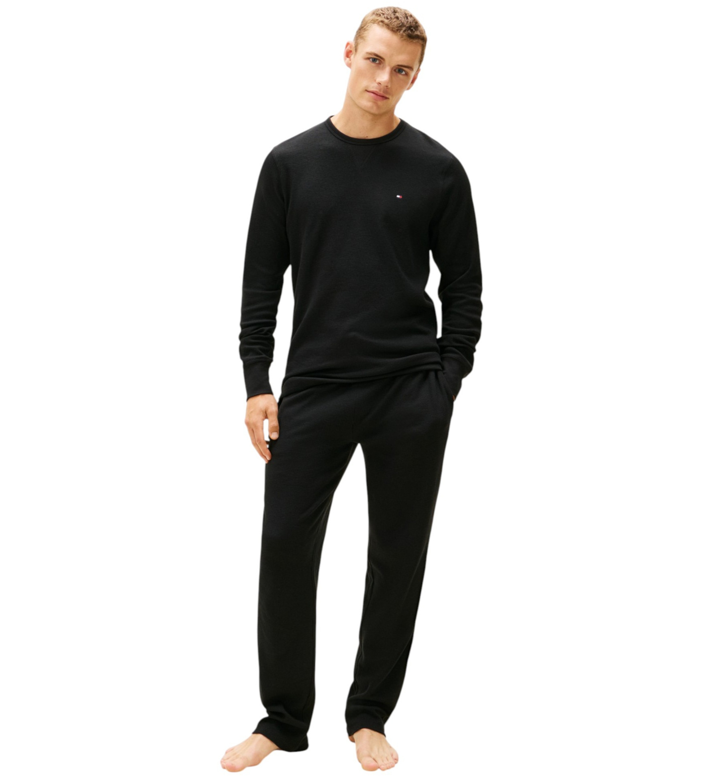 Tommy Hilfiger Men's Core Flag Long-Sleeve Crewneck Cotton Pajama T-Shirt - Black