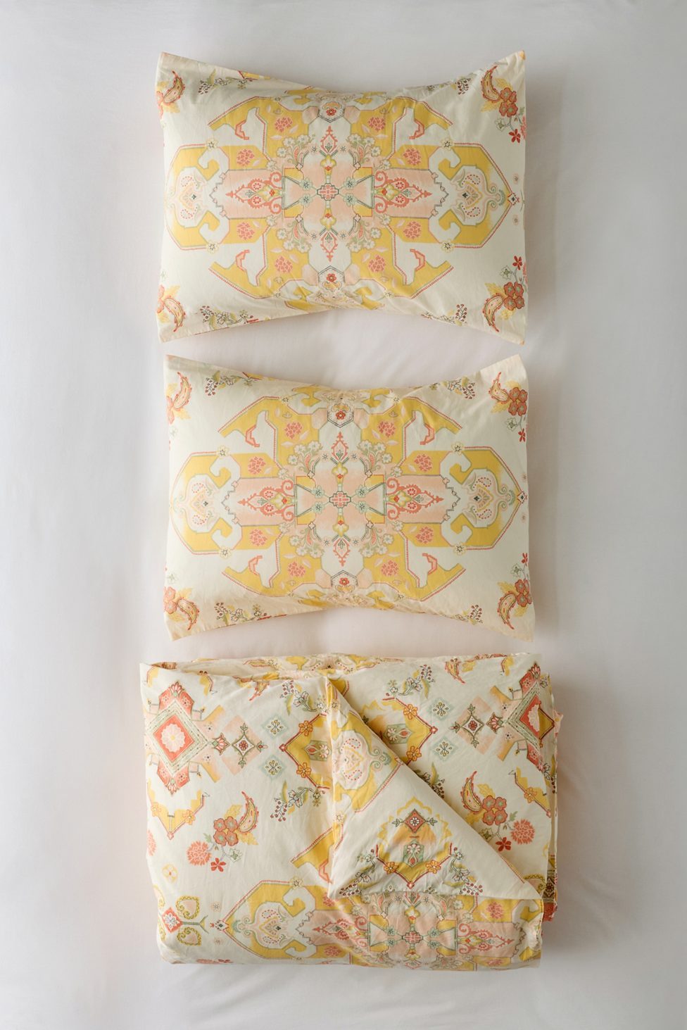 Acacia Medallion Rug Patterned Duvet Cover Set - Yellow Multi