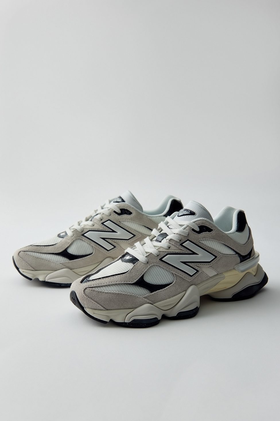 New Balance 9060 Sneakers - Reflection/Sea Salt