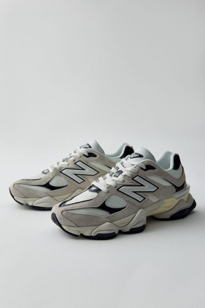 New Balance 9060 Sneakers - Reflection/Sea Salt