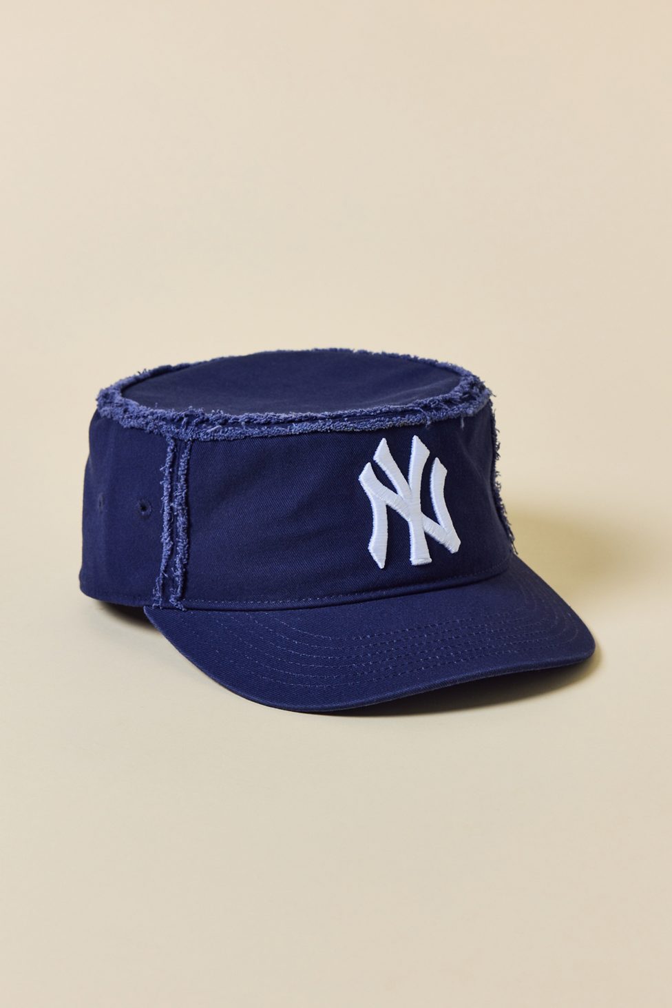 Mitchell & Ness MLB New York Yankees Distressed Scout Hat - Navy