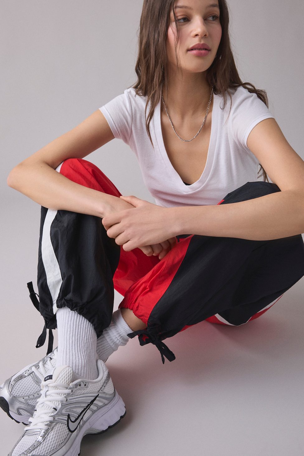 Nike Sportswear Loose Woven Open-Hem Pants - University Red/ Black/ Sail