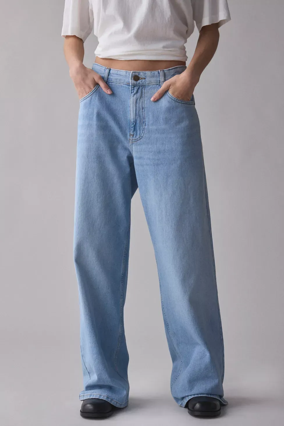 BDG Ozzy Loose Jeans - Light Blue