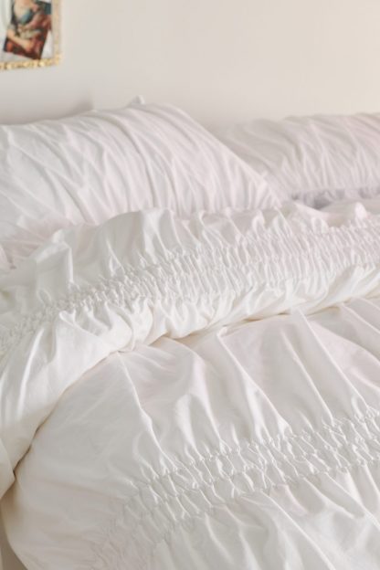 Prairie Ruched Cotton Percale Duvet Cover - Ivory