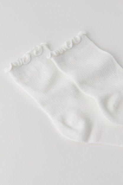 Lettuce-Edge Ribbed Socks - Ivory