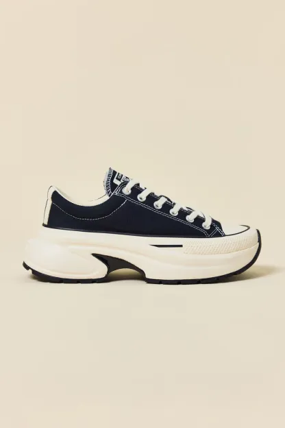 Converse Run Star Crush Platform Sneakers - Black/Egret/Black