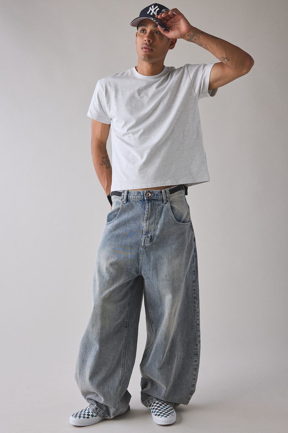 BDG Bonfire Cropped Tee - Grey Multi