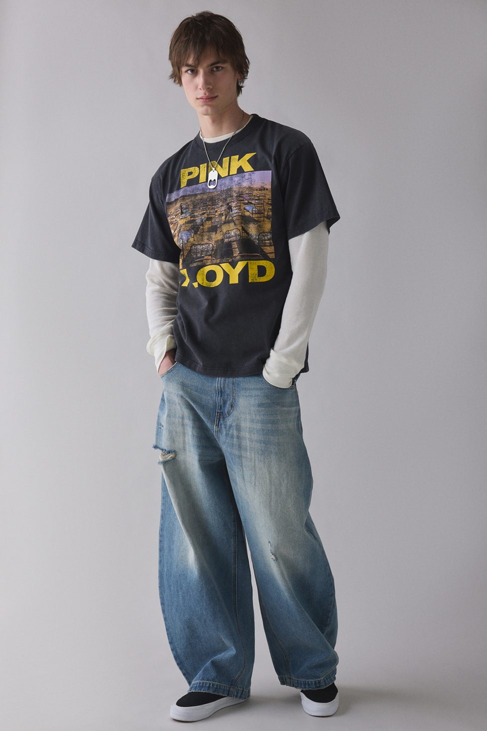 BDG Cocoon Fit Utility Jeans - Vintage Denim Light