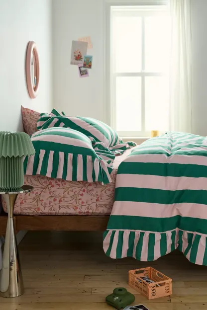 Elaine Ruffle Printed Cotton Percale Duvet Cover - Pink and Green Stripe