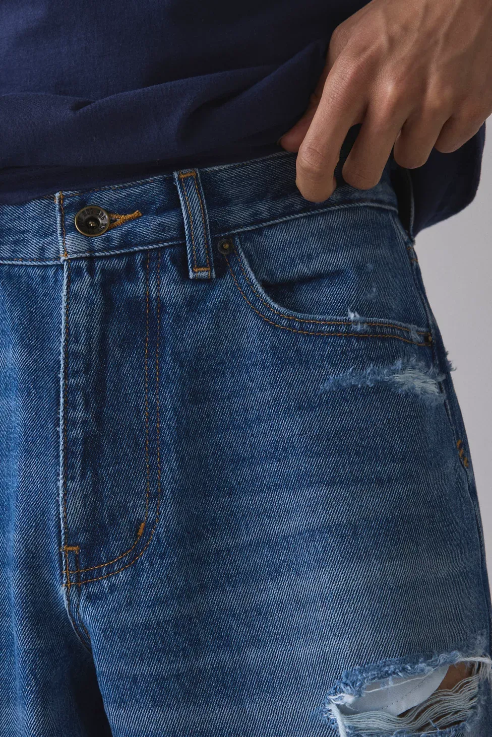 BDG Nitro Destructed Baggy Fit Jeans - Coastal Wash