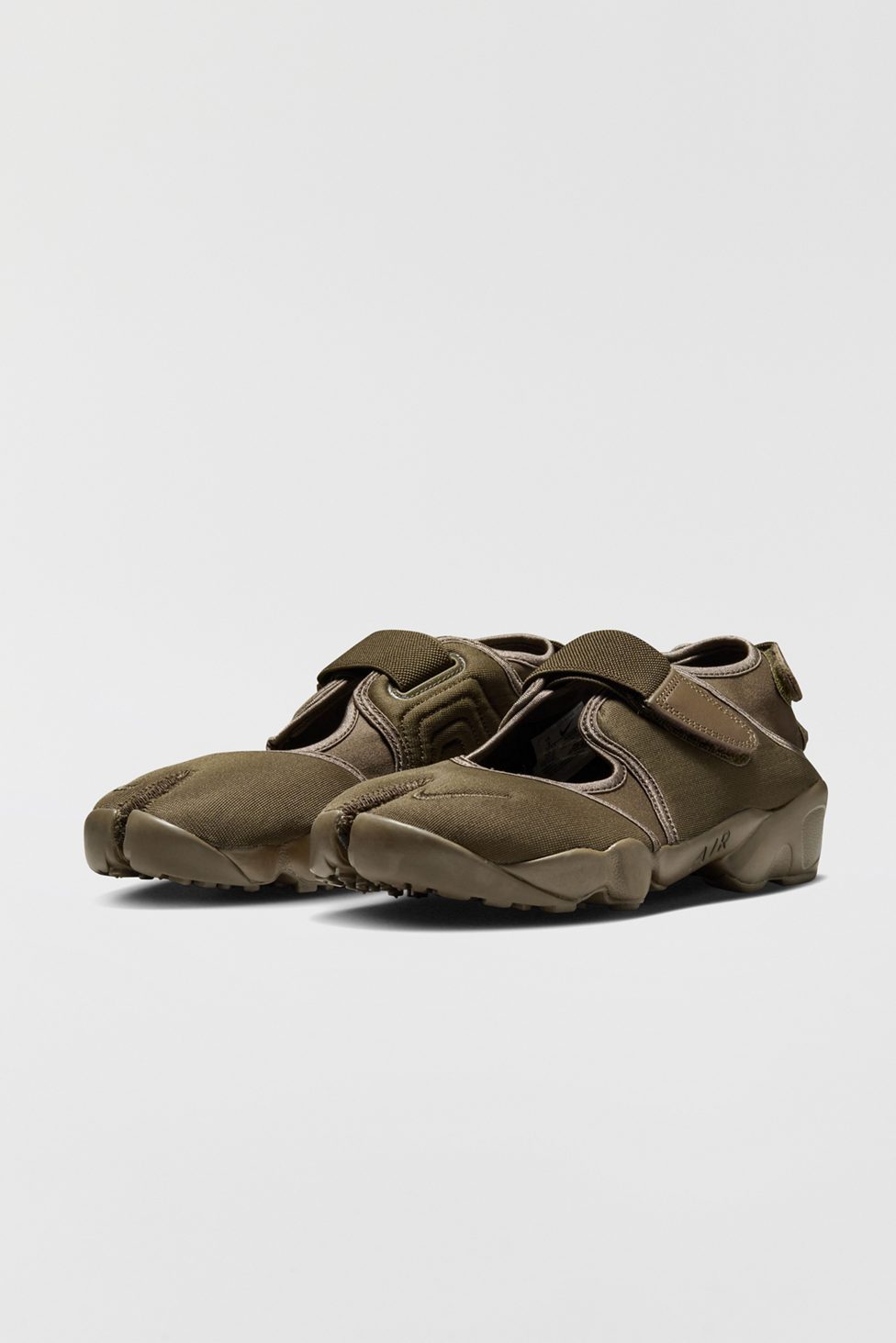 Nike Women's Air Rift Sneakers - Dark Hazel/Shimmer