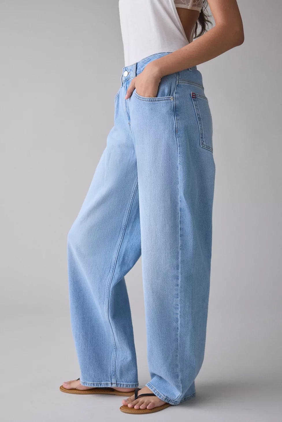 BDG Bella Baggy Comfort Stretch Jeans - Bella Vista Indigo