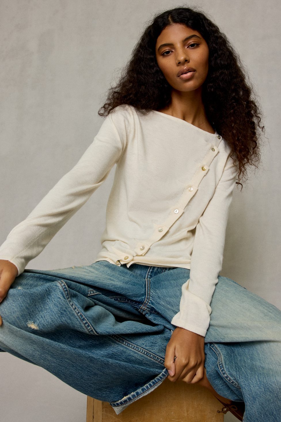 BDG Sutton Slanted Asymmetric Button Cardigan - Ivory