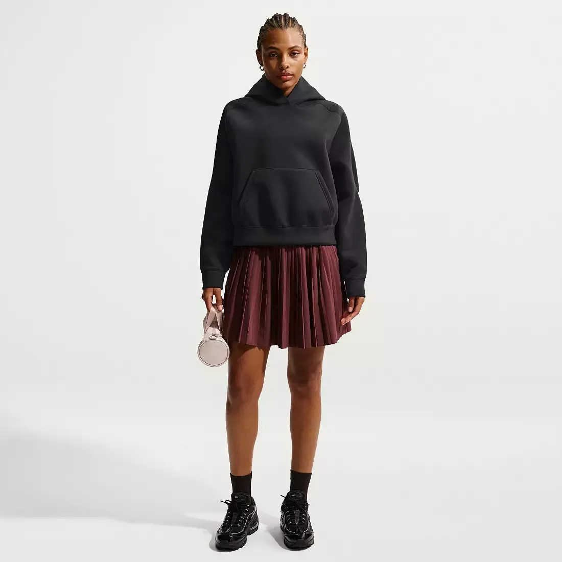 Nithtke Women's Pregame Fleece Hoodie-Black