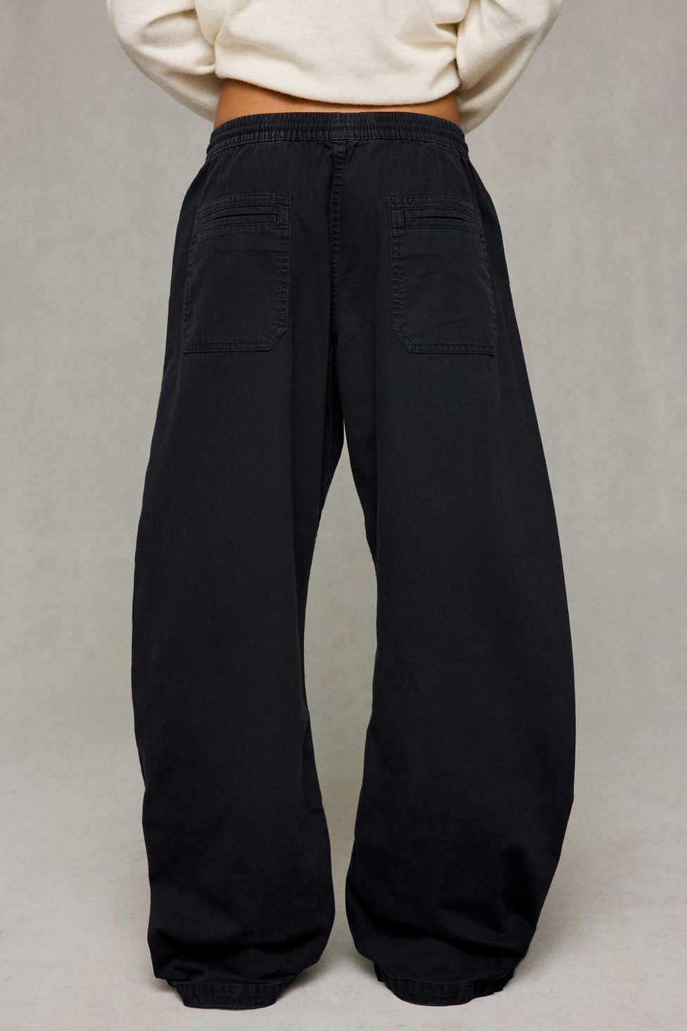 BDG Curve Mid-Rise Pull-On Pants - Black