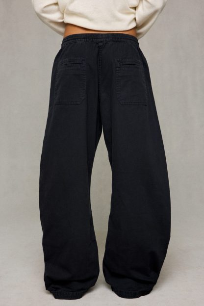BDG Curve Mid-Rise Pull-On Pants - Black