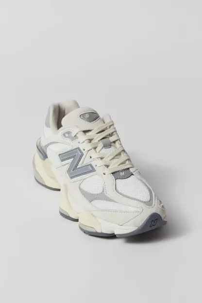 New Balance 9060 Sneakers - Sea Salt