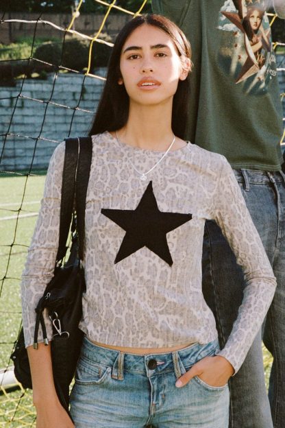 BDG Star Applique Graphic Leopard Print Long Sleeve Spill The Tee - Leopard Print