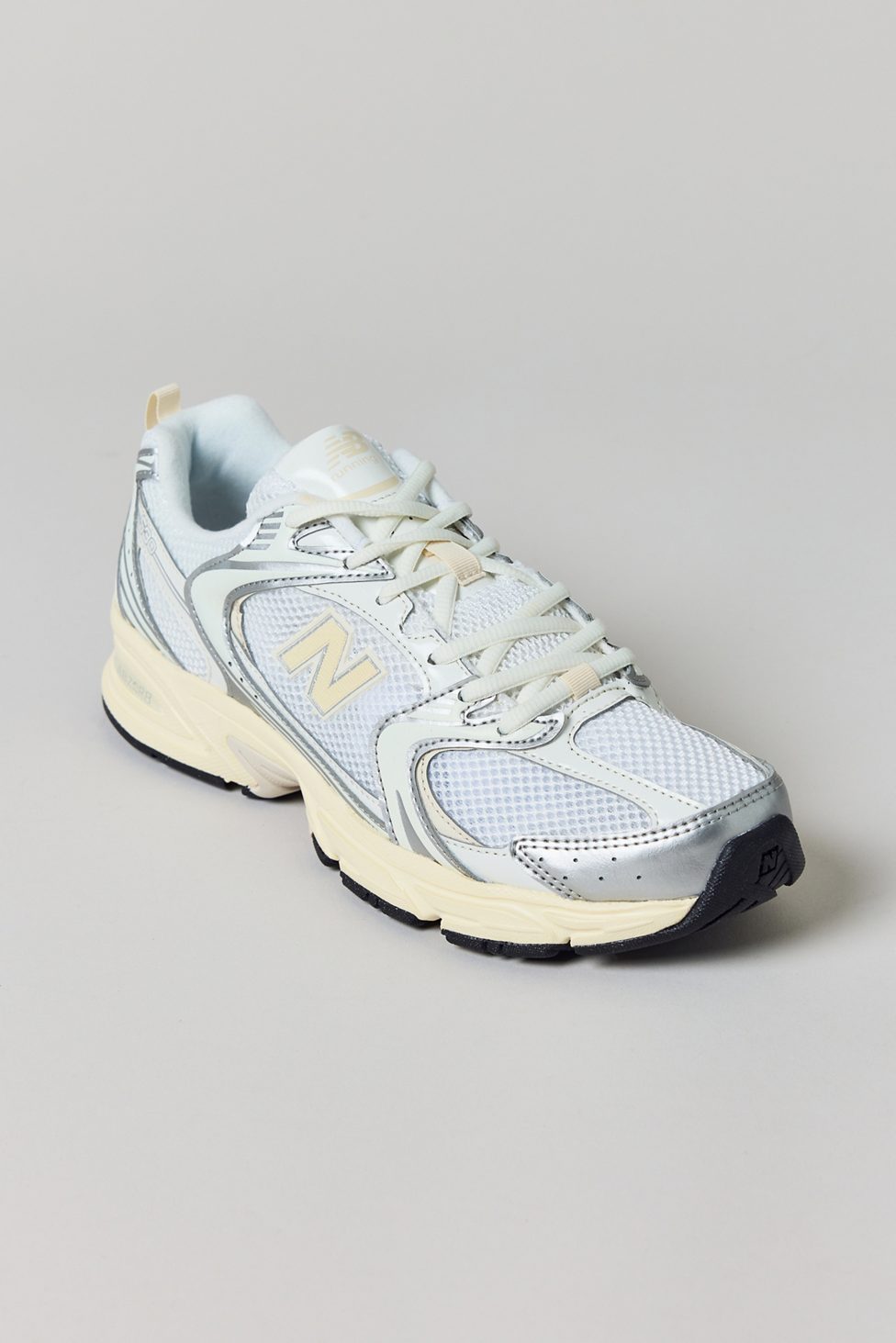 New Balance 530 Sneakers - Silver Metallic/Linen