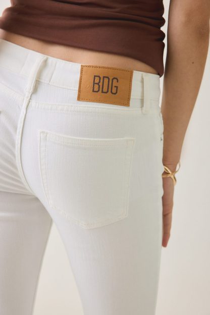 BDG Skylar Low-Rise Skinny Jeans - White