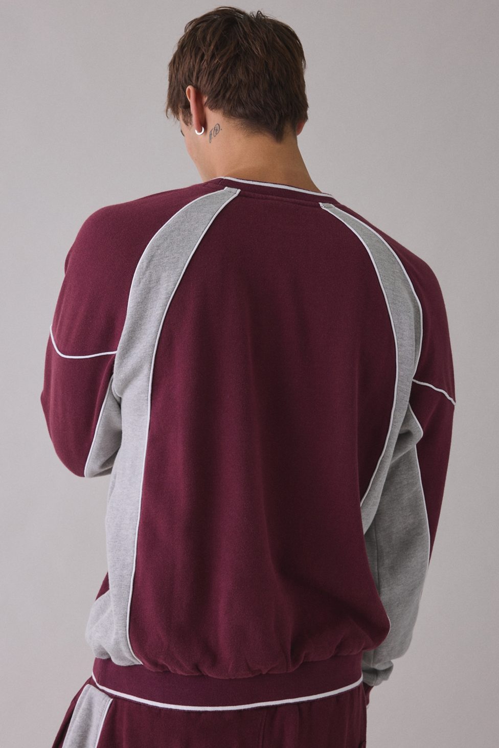 iets frans… Sporty Paneled Crew Neck Sweatshirt - Maroon