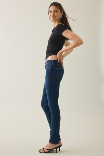 BDG Skylar Low-Rise Skinny Jeans - Vintage Denim Dark