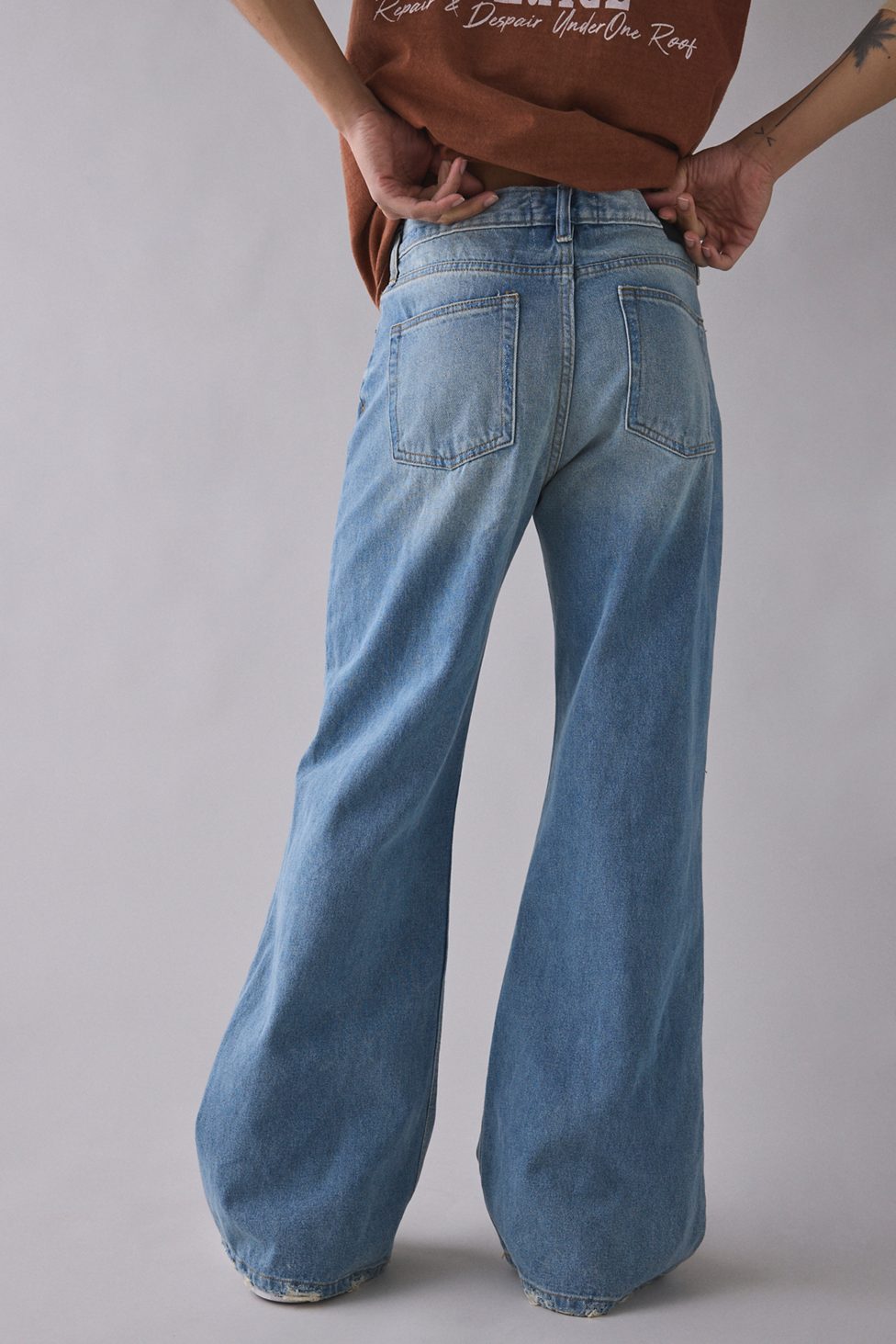 BDG Slacker Patchwork Relaxed Fit Flare Jeans - Vintage Denim Medium
