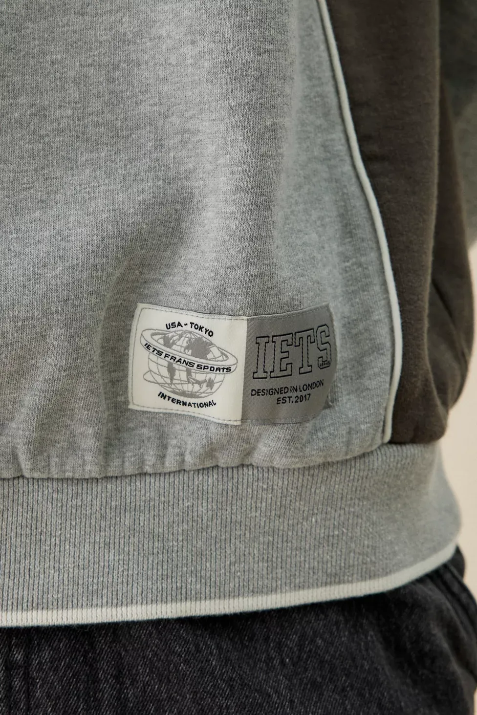 iets frans… Sporty Paneled Crew Neck Sweatshirt - Grey
