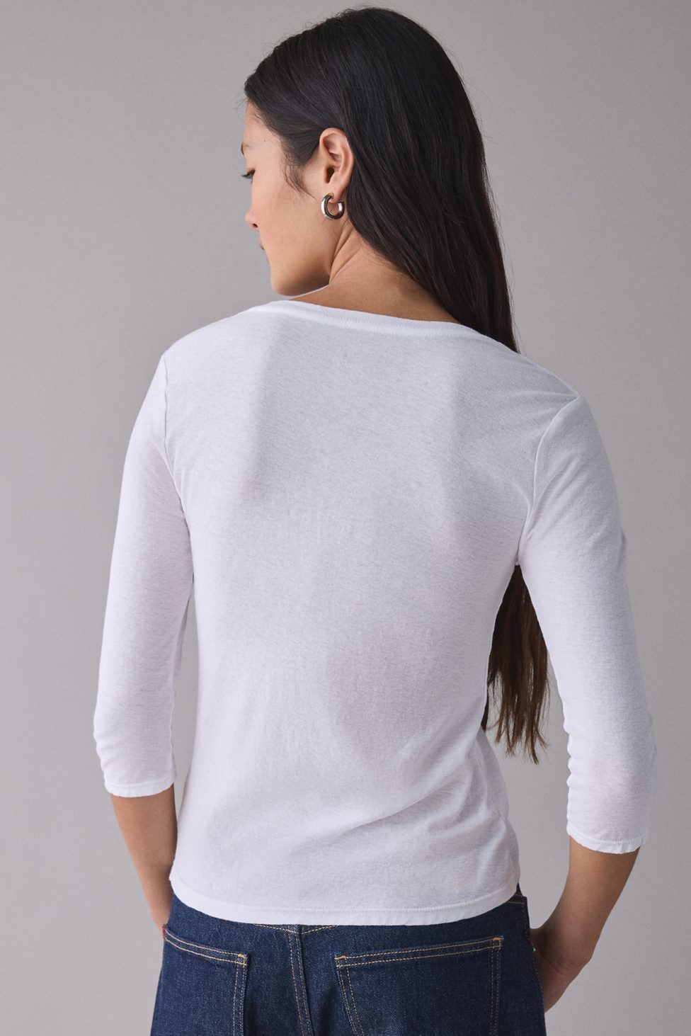 BDG V-Neck 3/4 Sleeve Spill The Tee - White