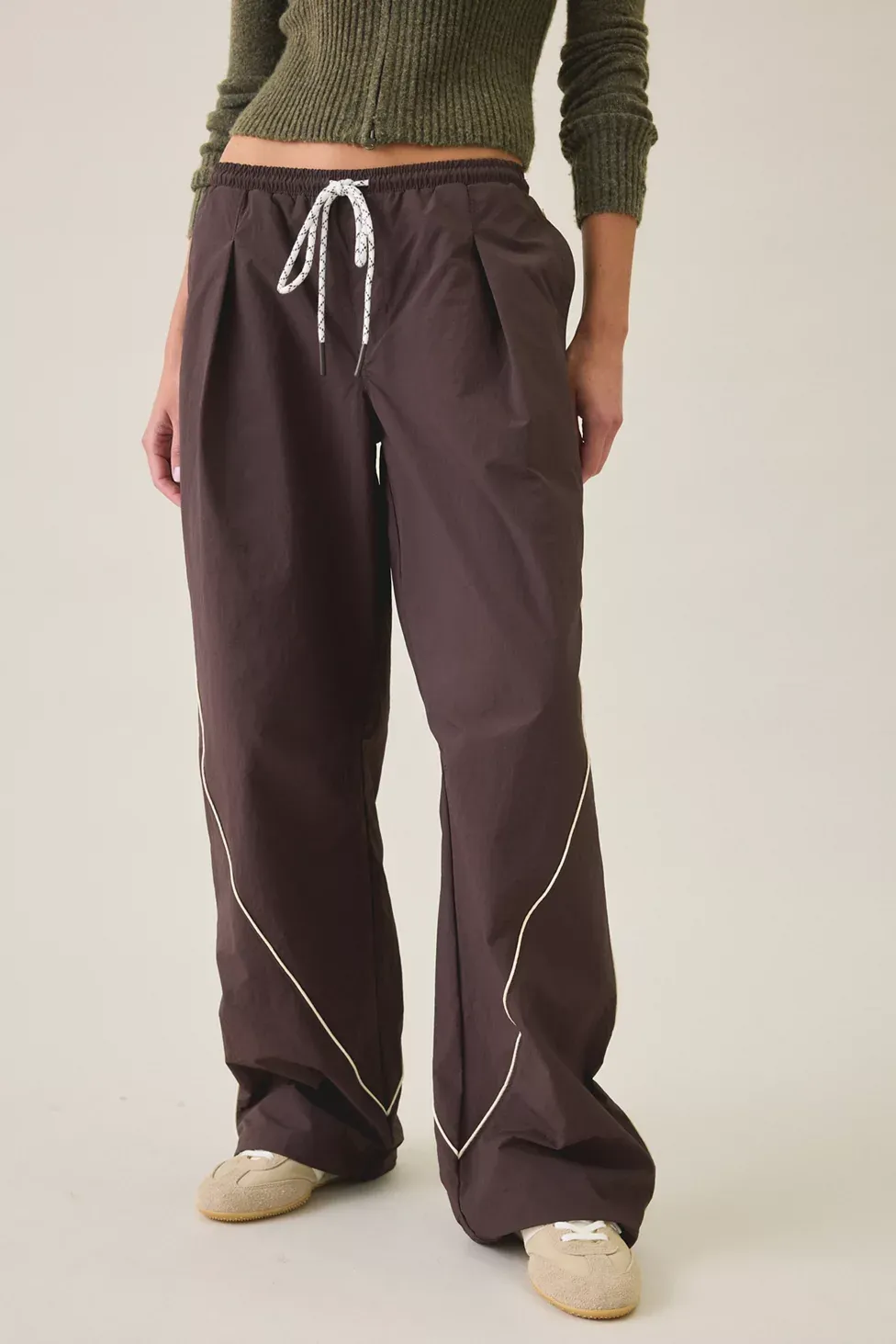 BDG Finish Line Low-Rise Baggy Track Pants - Dark Brown