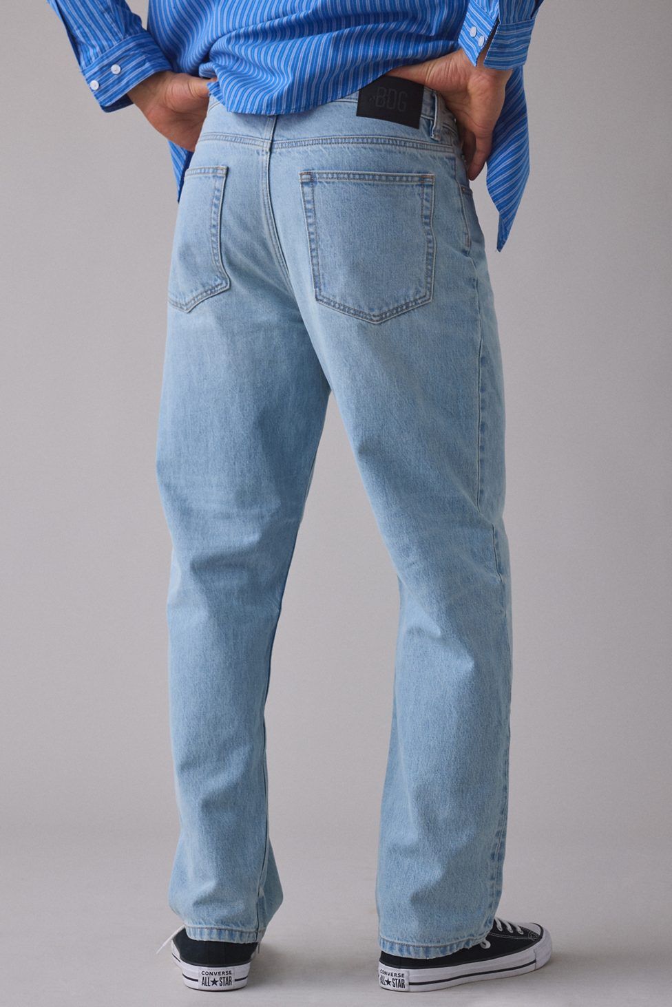 BDG Relaxed Straight Premium Selvedge Jeans - Ancient Light Wash