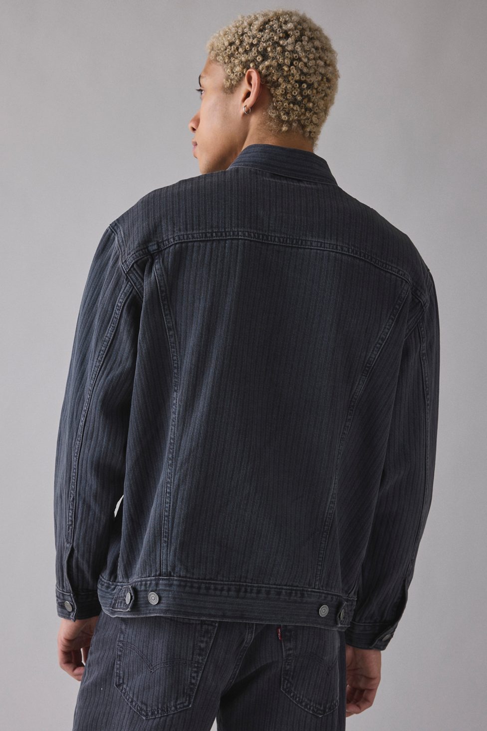 Levi’s® Relaxed Fit Denim Trucker Jacket - Onyx Badge
