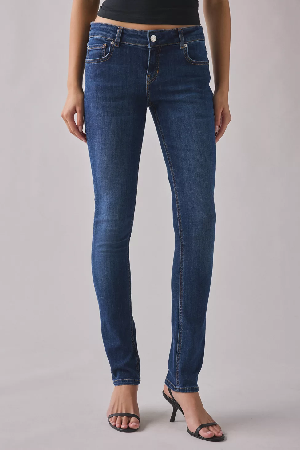 BDG Skylar Low-Rise Skinny Jeans - Tinted Denim
