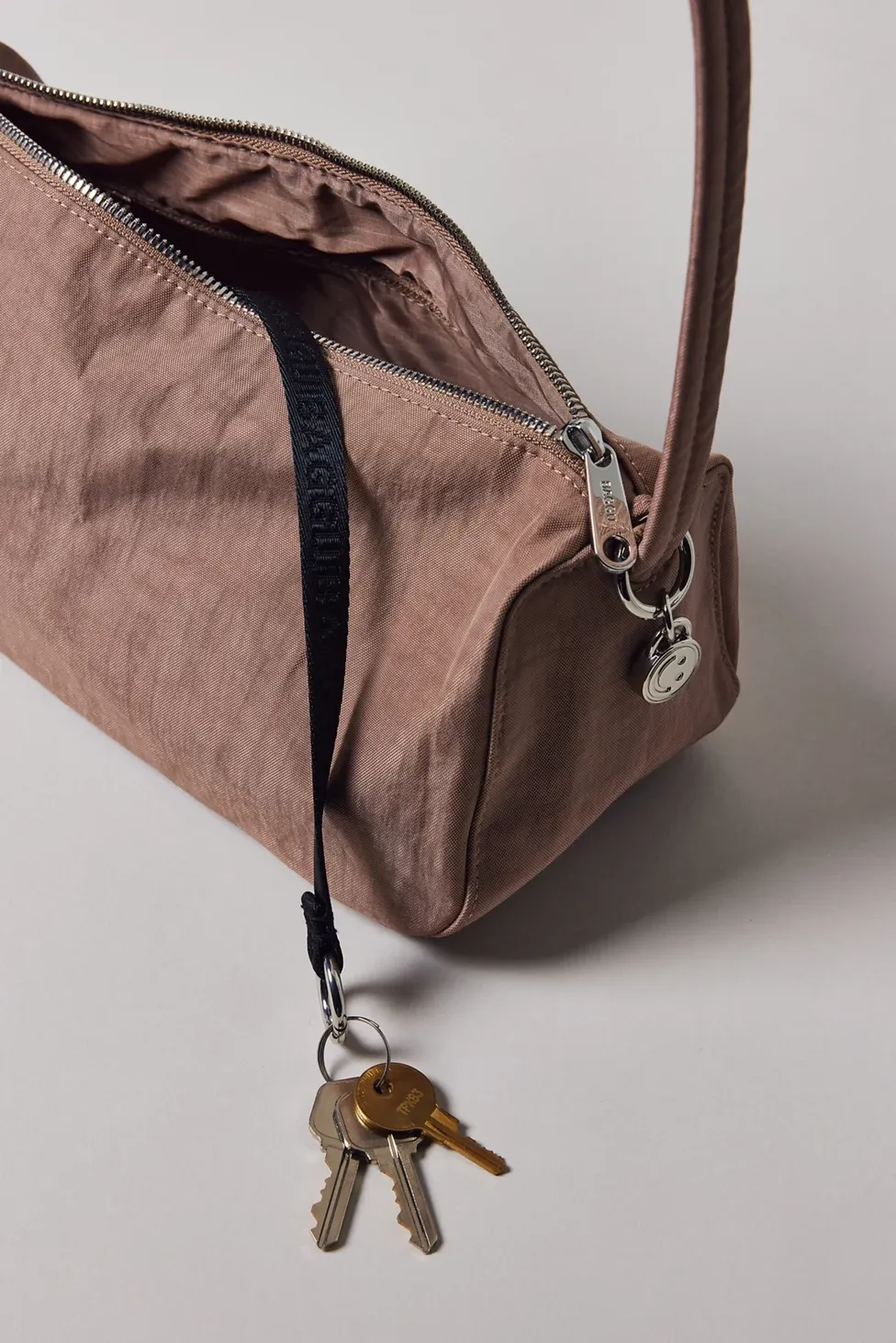 BAGGU Nylon Loaf Bag - Toasted Almond