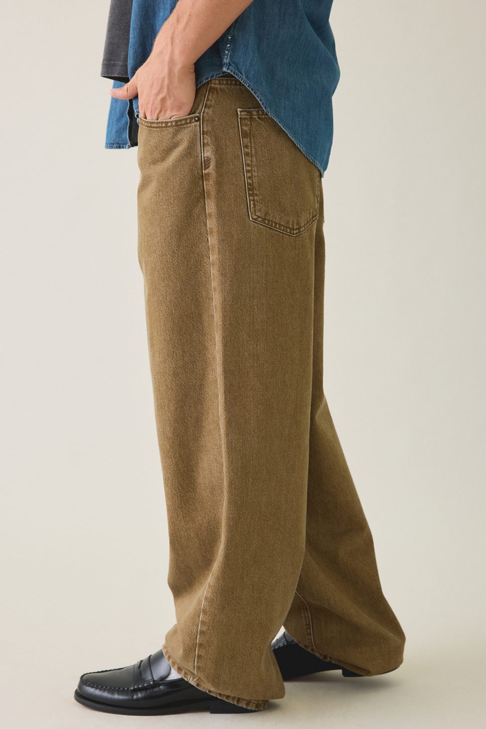 BDG Big & Baggy Fit Jeans - Brian's Brown