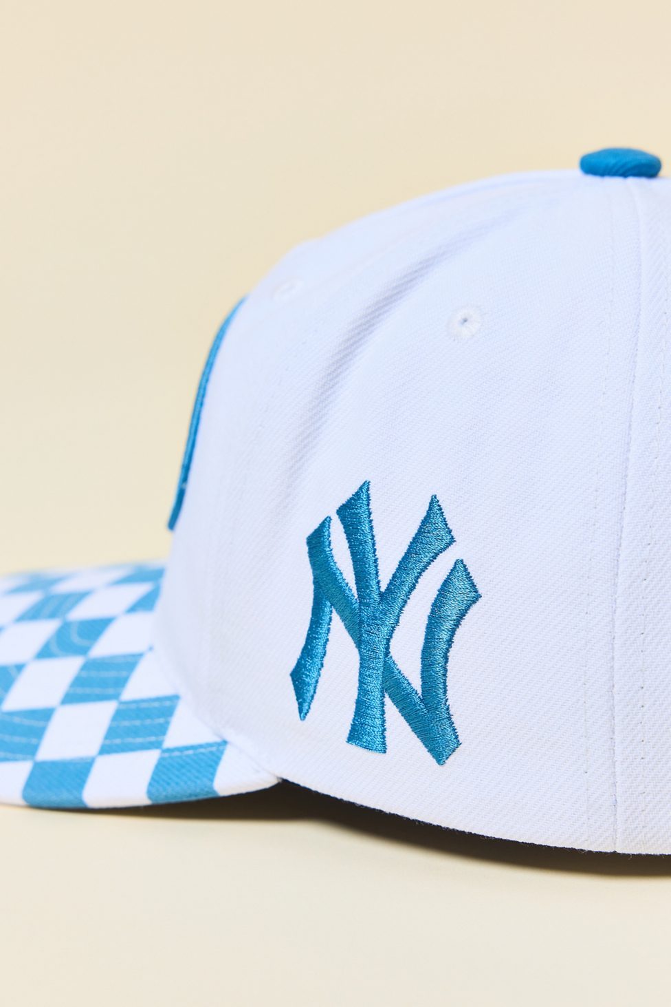 Mitchell & Ness MLB New York Yankees Checkered Brim Hat - Blue