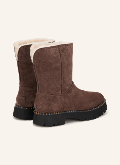 UGG Boots UPTOWNER SHORT – BRAUN