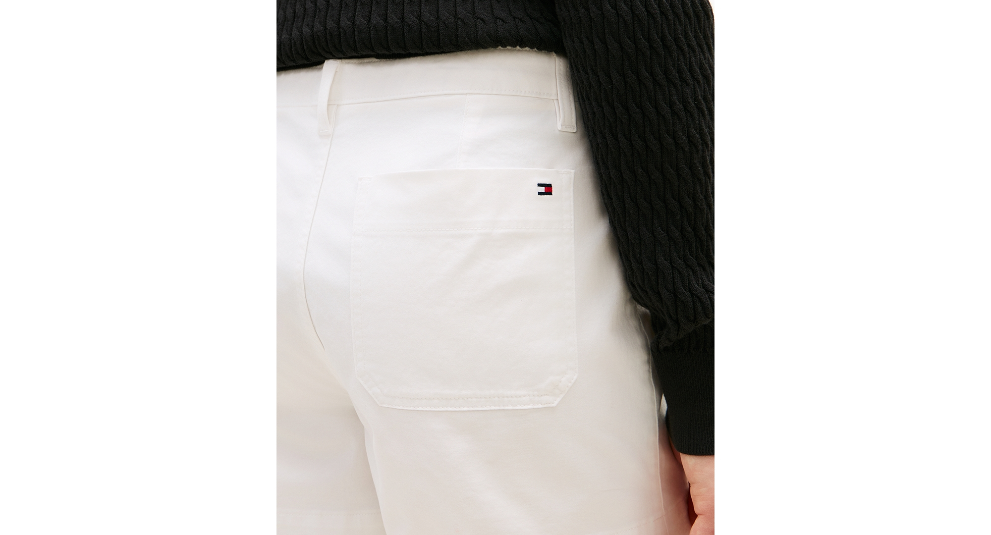 Tommy Hilfiger Women's Twill Patch Pocket Shorts - Ecru