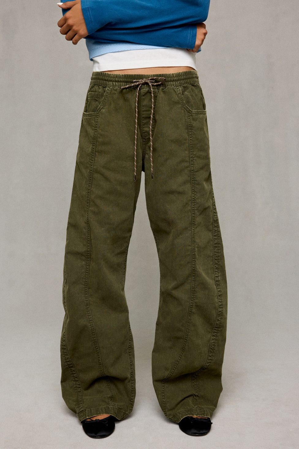 BDG Curve Mid-Rise Pull-On Pants - Olive